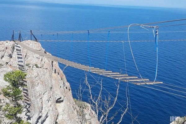 Подвесные мосты появились на мысе Саган-Хушун на острове Ольхон
Подвесные мосты появились на мысе Саган-Хушун на острове Ольхон
