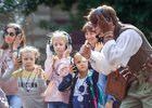 С 10 августа театр кукол «Аистёнок» возобновит спектакли-прогулки в Иркутске
С 10 августа театр кукол «Аистёнок» возобновит спектакли-прогулки в Иркутске