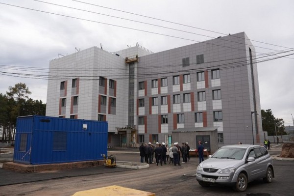 
                В Качуге на 80% выполнили работы по строительству поликлиники на 200 посещений в смену
                
            