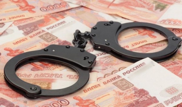 В Иркутске пять экс-полицейских осудят за взятничество                            
