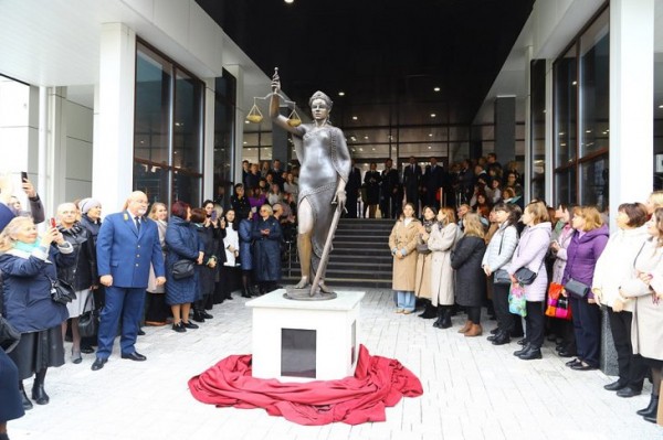 
                В Иркутске открыли новое здание областного Арбитражного суда
                
            