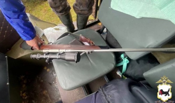 В деревне Куреть полицейские задержали браконьеров с двумя тушами косуль                            