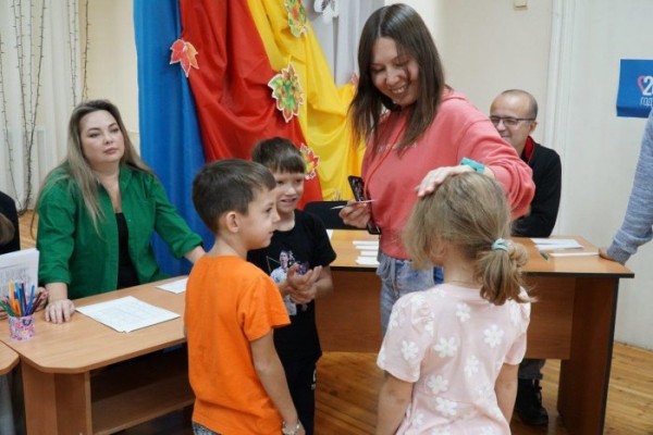 «Ростелеком» провел интерактивную игру для воспитанников «Центра помощи детям» Иркутска «Ростелеком» провел интерактивную игру для воспитанников «Центра помощи детям» Иркутска