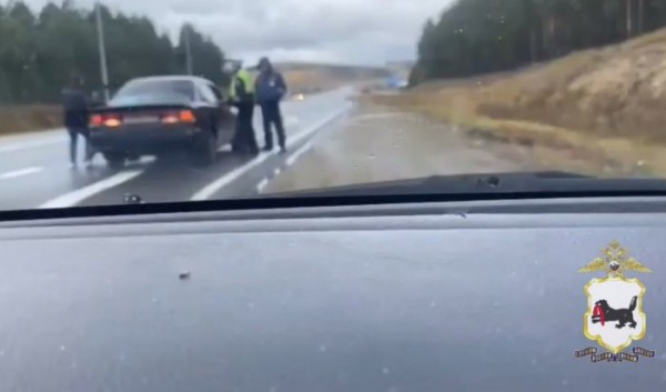 Закладчика героина задержали в Зиминском районе                            