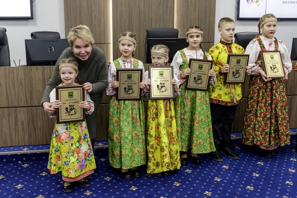 
			Одаренных детей Иркутского района наградили в администрации		