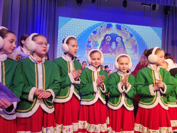 
			Юбилейные &laquo;Рождественские встречи&raquo; собрали в Доме культуры &laquo;Современник&raquo; около 300 участников		
