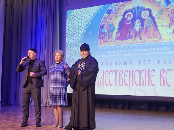 
			Юбилейные &laquo;Рождественские встречи&raquo; собрали в Доме культуры &laquo;Современник&raquo; около 300 участников		