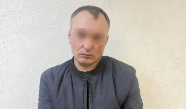 В Иркутске нашли мужчину, который со стеклянной бутылкой напал на девочку                            