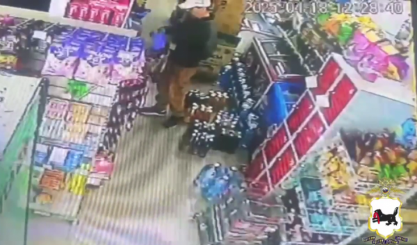 В&nbsp;Иркутске мужчина украл из&nbsp;магазина 22&nbsp;плитки шоколада (Видео)                            