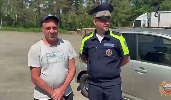 В&nbsp;Братском районе инспекторы ДПС помогли застрявшему на&nbsp;дороге водителю (Видео)                            