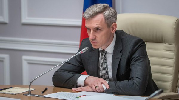 Губернатор Анохин поблагодарил водителя, помогшего остановить налет дронов