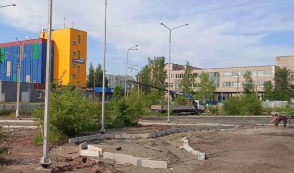 Дворы и&nbsp;общественную территорию благоустраивают в&nbsp;Братске                            