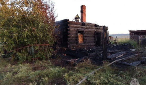 Женщина погибла на пожаре в Черемховском районе Женщина погибла на пожаре в Черемховском районе