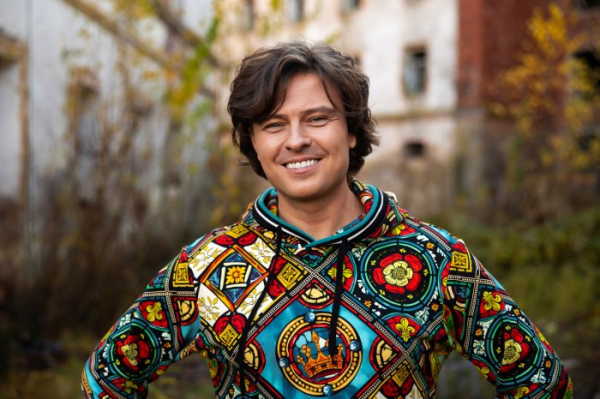 Дмитрий Журавлёв стал новым ведущим &laquo;Пряток&raquo; на&nbsp;СТС                            