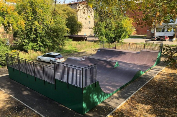 
                На улице Василия Ледовского в Иркутске появилась новая скейт-площадка
                
            