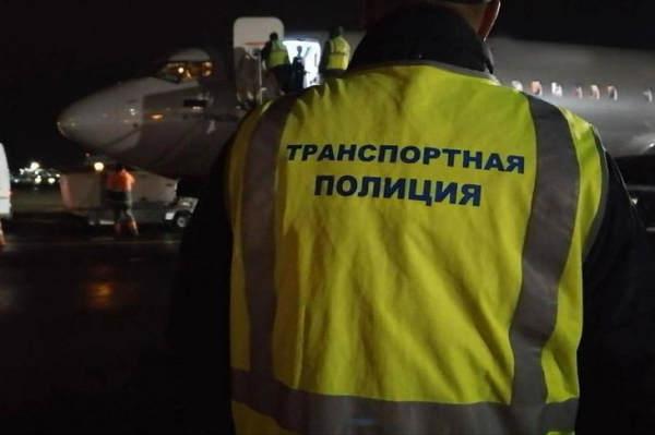 
                Пьяные пассажиры устроили потасовку в самолете Хабаровск &mdash; Иркутск
                
            