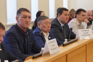 
                В Иркутской области создадут рабочую группу для поддержки НКО и волонтеров
                
            