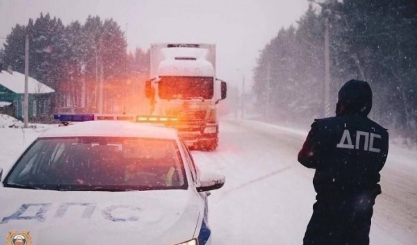 Ограничение движения большегрузов и автобусов на трассе Братск &mdash; Усть-Илимск                            