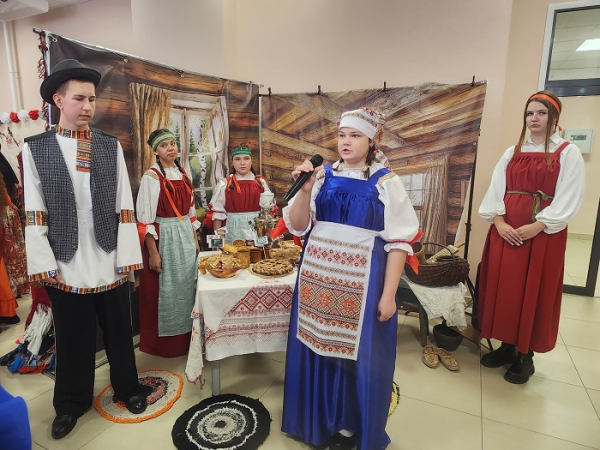 
			В фестивале &laquo;Созвездие дружбы&raquo; участвовали ученики девяти школ Иркутского округа		