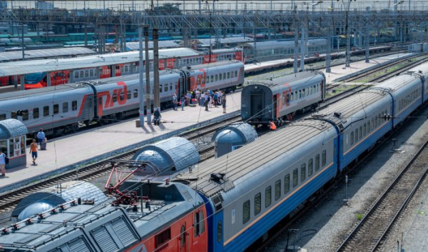 Три поезда задерживаются на участке Тайшет - Нижнеудинск                            