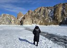 
                Следователи допросили туриста, выжившего при провале УАЗа у мыса Саган-Хушун
                
            
