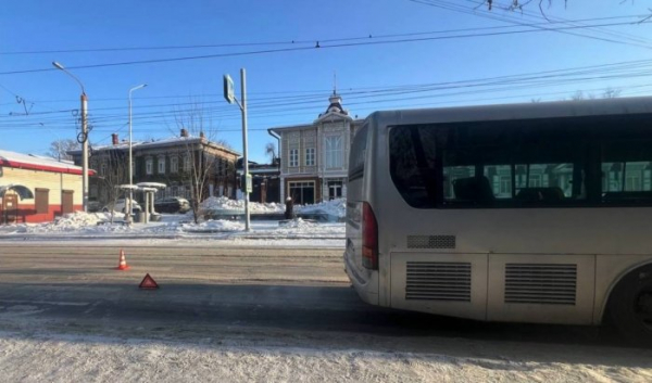 В&nbsp;Иркутске автобус сбил женщину на&nbsp;&laquo;зебре&raquo;                            