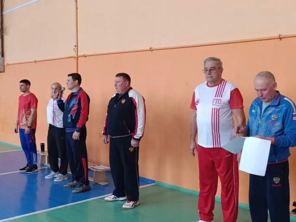 
			Вместе с Ширяевскими школьниками ГТО сдавали педагоги		