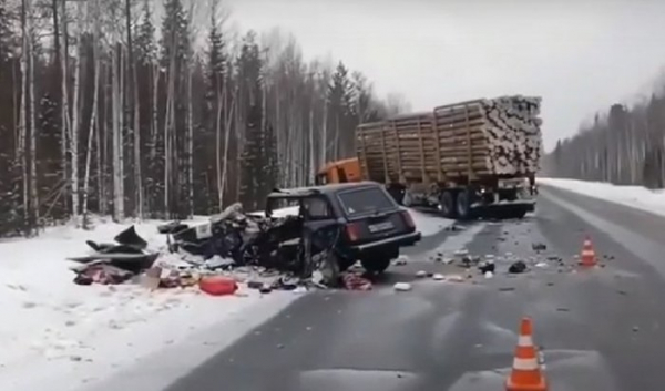 В Братском районе водитель ВАЗа погиб в ДТП с большегрузом (Видео)                            