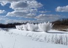 
                На реке Нижняя Тунгуска в Катангском районе взрывают лед, чтобы избежать паводка
                
            
