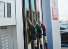 
                Иркутяне столкнулись с отсутствием части видов бензина на некоторых АЗС
                
            