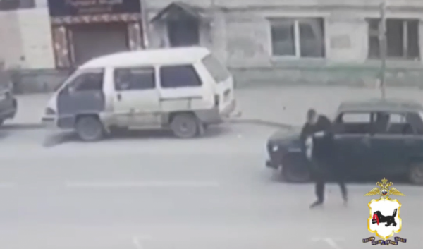 В Иркутске 19-летний парень угнал «семерку», чтобы прокатиться (Видео) В Иркутске 19-летний парень угнал «семерку», чтобы прокатиться (Видео)