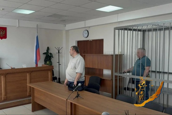 В Иркутске отправили под домашний арест мужчину, угрожавшего подросткам в подъезде
В Иркутске отправили под домашний арест мужчину, угрожавшего подросткам в подъезде