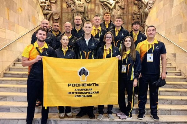 Команда АНХК стала серебряным призером Летних спортивных игр «Роснефти»
Команда АНХК стала серебряным призером Летних спортивных игр «Роснефти»