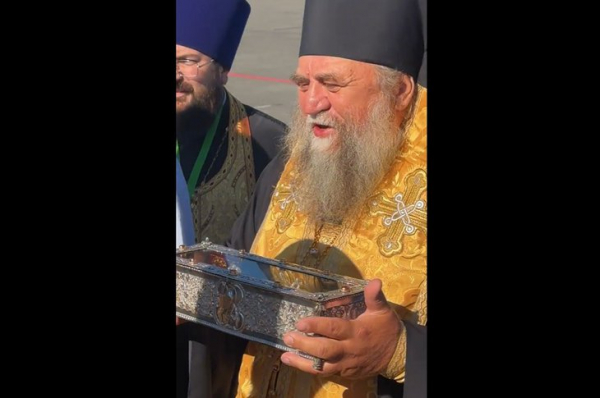 
                В Иркутск доставили ковчег с десницей святителя Спиридона Тримифунтского
                
            